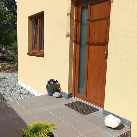 Nyaraló Doma Les Vcelna